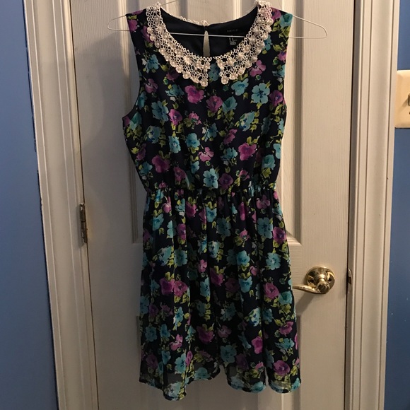 Forever 21 Flower print dress