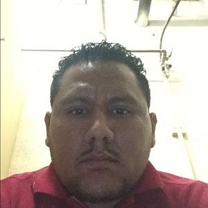 Meet your Posher, Manolo