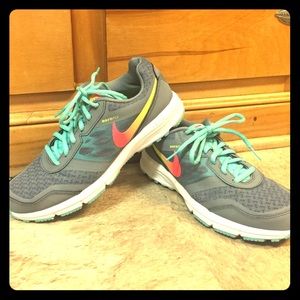 Women's Nike size 8