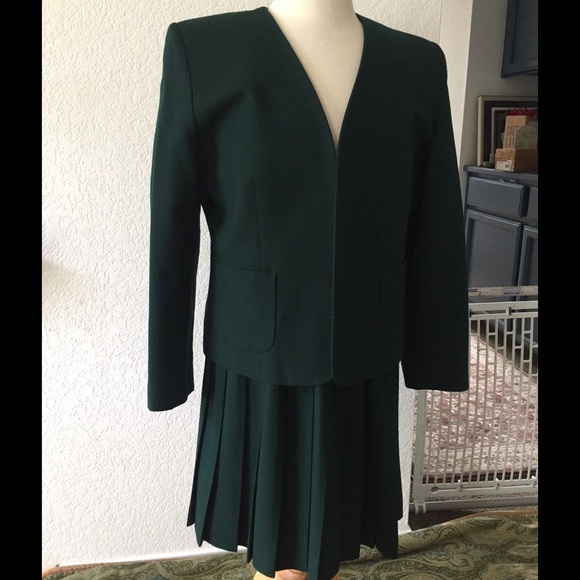 Talbots Petites Suit With Skirt. Sz 14P Wool/Poly
