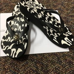 Tory burch wedge flip flops