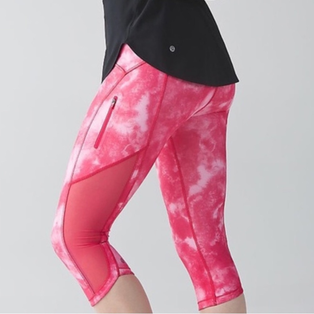 NWT Lululemon Sun Runner crop, pink tie dye