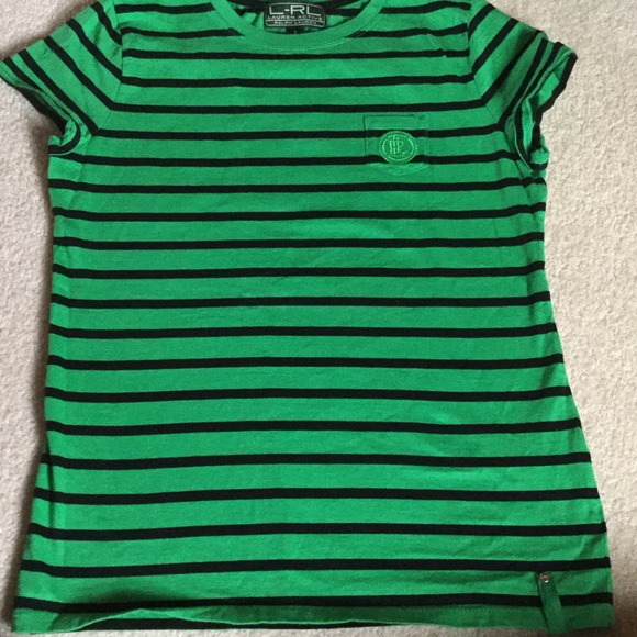 Short sleeve tee shirt