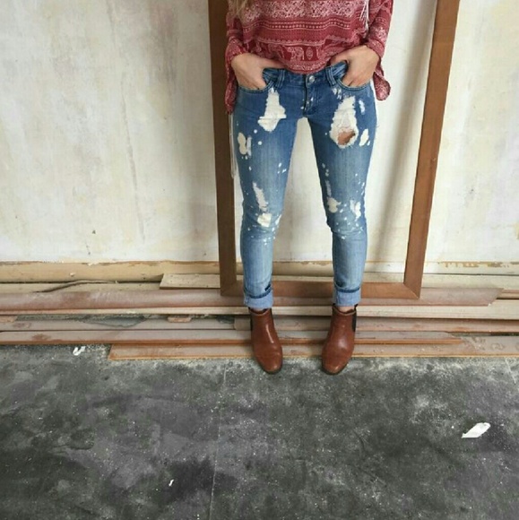 SOLD Michael Kors Distressed Denim Jeans - Picture 1 of 2