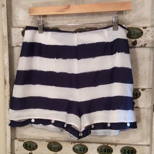 BCBGeneration stripe shorts