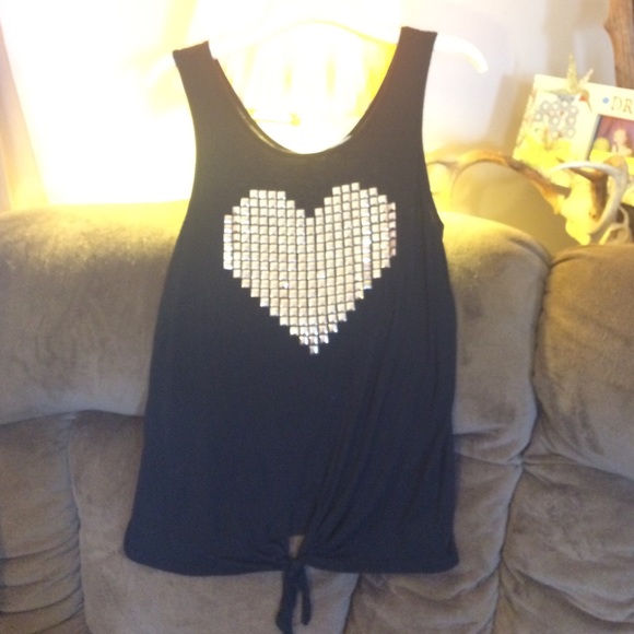 Black tank with gold stud heart