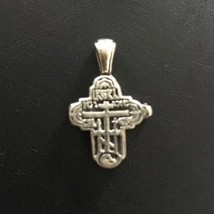 925k silver cross pendant