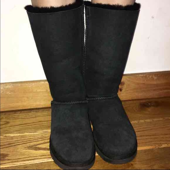 SALE {Ugg} Black Bailey Bow Boots