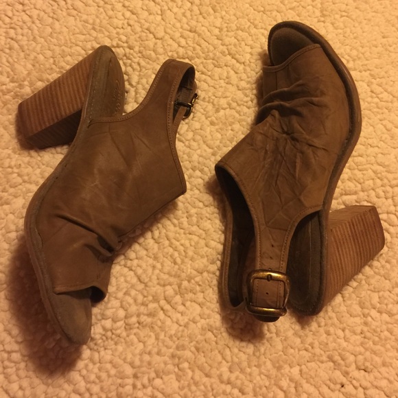 Size 10 Zodiac Camilla Mules worn once
