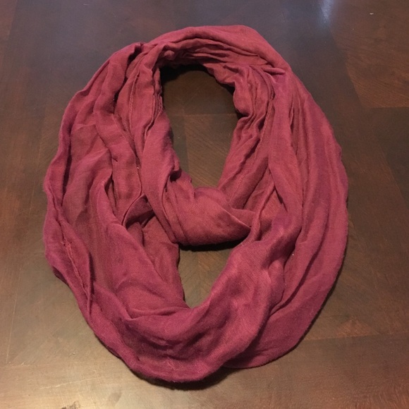 Lightweight scarf