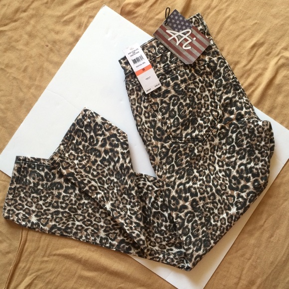 Ai Authentic Icon Denim - Ai Authentic Icon size 26 Cheetah jeans NWT