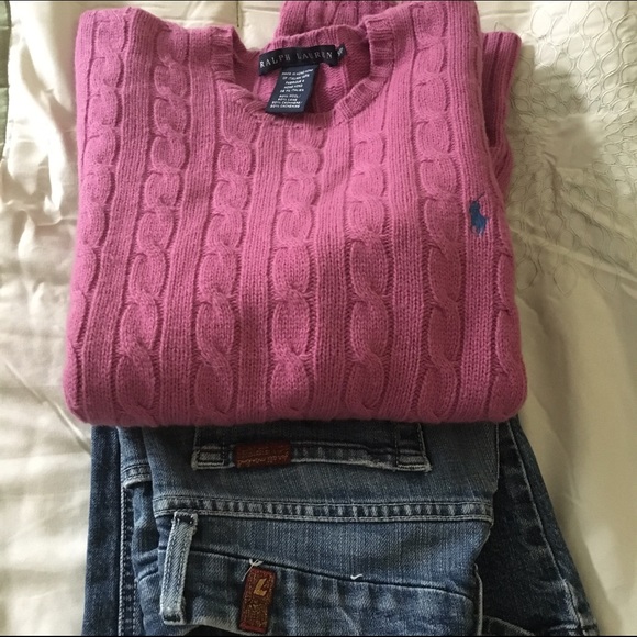 Ralph Lauren Cable knit sweater. - Picture 3 of 4