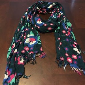 Floral blanket scarf