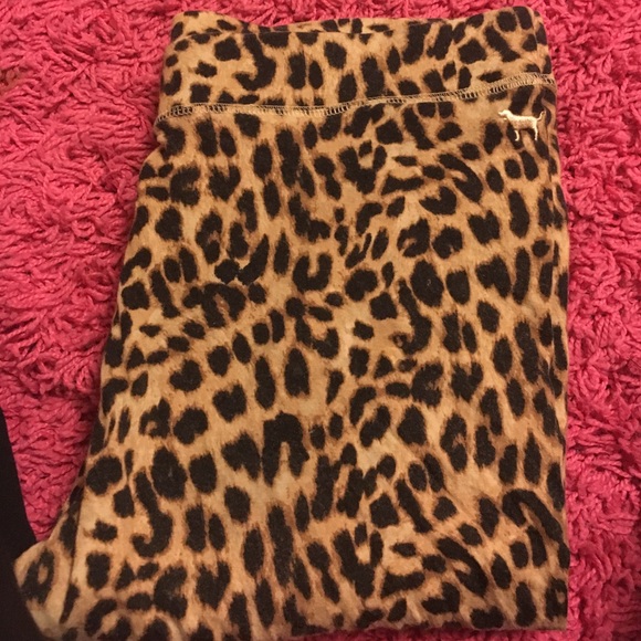 Love Pink Leggings 💕