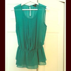 *SOLD*Teal sleeveless top