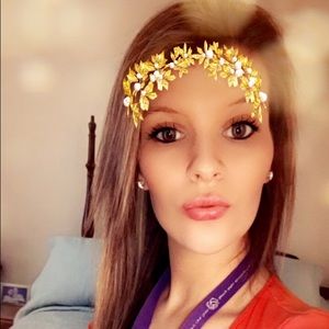 Meet your Posher, Brooke