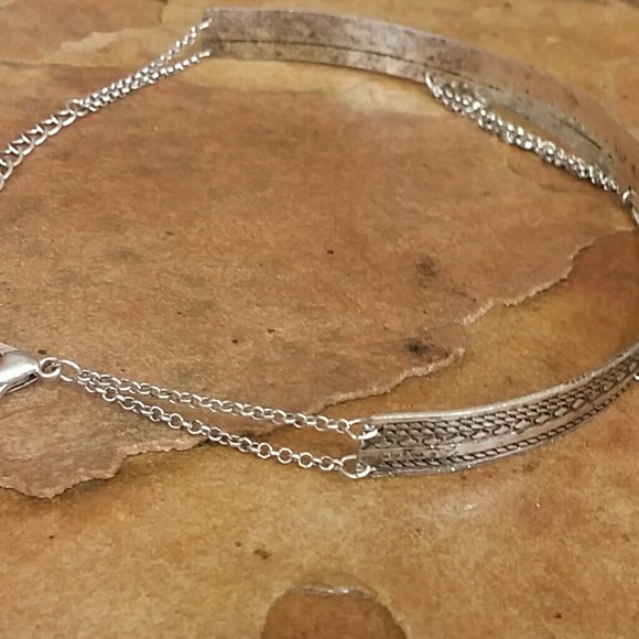 LAST ONE!!! Statement Necklace Choker - Picture 4 of 4