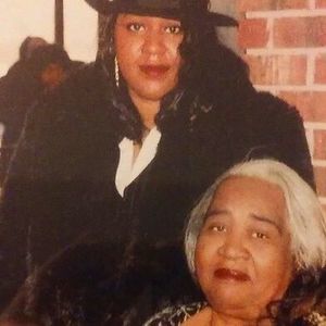 Meet your Posher, Georgina