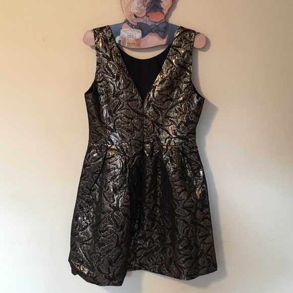 JACK by BB Dakota gold foil & black dress size 10 - Picture 2 of 3