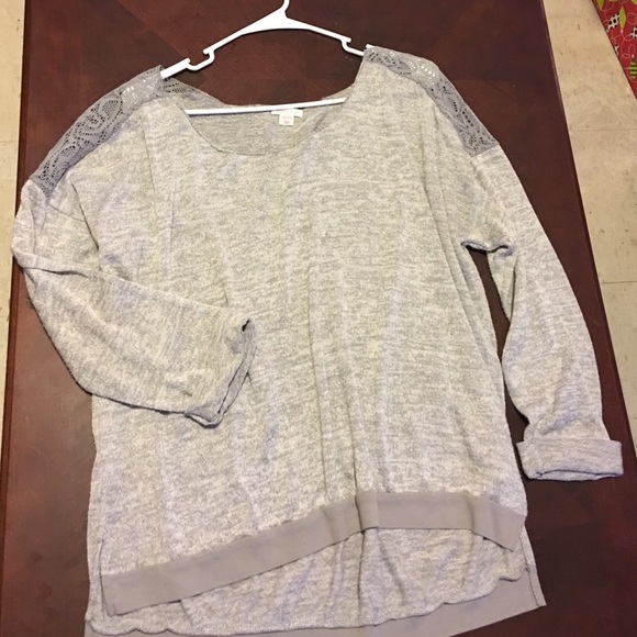 Hi-low lace shoulder sweater