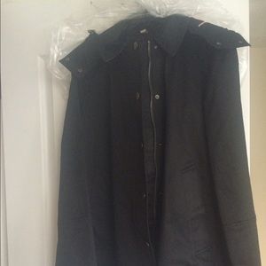 Bnwt Burberry Brit women's trench coat!