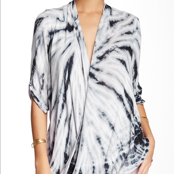 Young, Fabulous, and Broke Cora Top!!