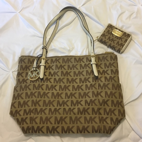Michael Kors Purse and wallet