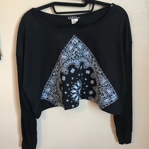 Cropped Bandana Design Long Sleeve