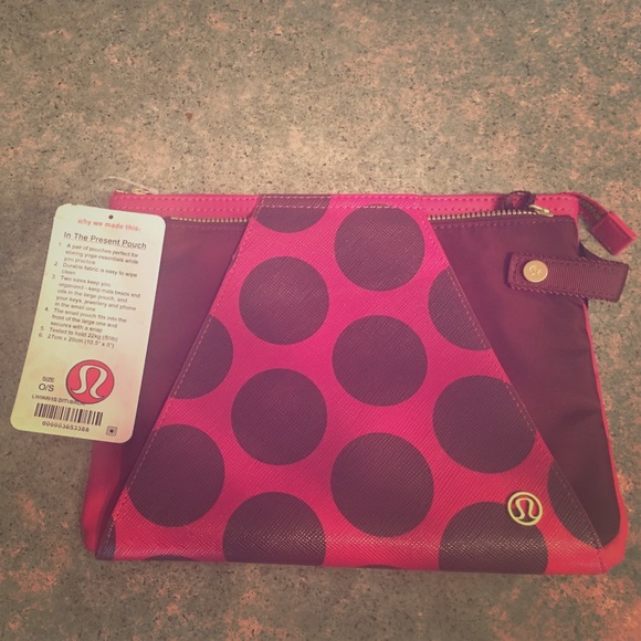 Lululemon in the present pouch