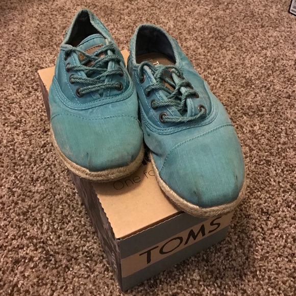 Toms shoes