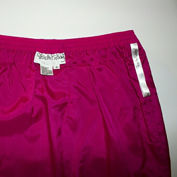 DVF Hot PINK Wrap Skirt - Picture 4 of 4