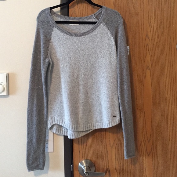 Hollister light sweater