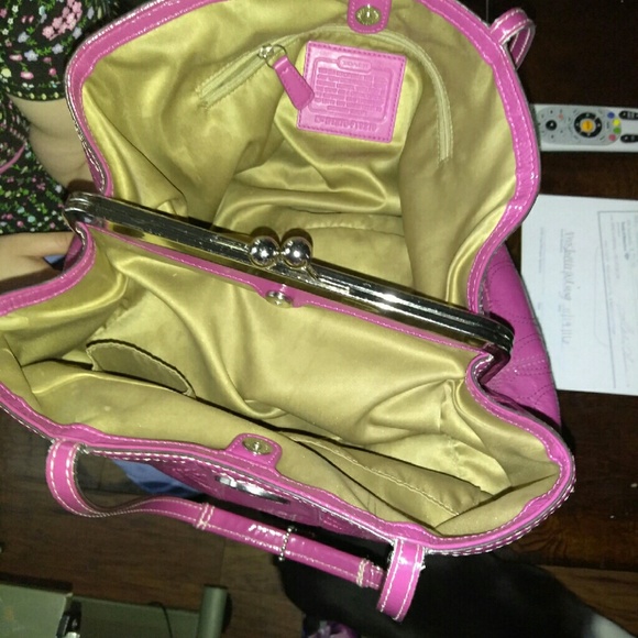 Authentic Coach RARE - Picture 2 of 3