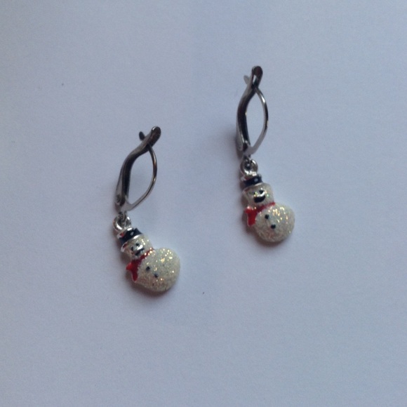 Cute Little Snowmen Earrings