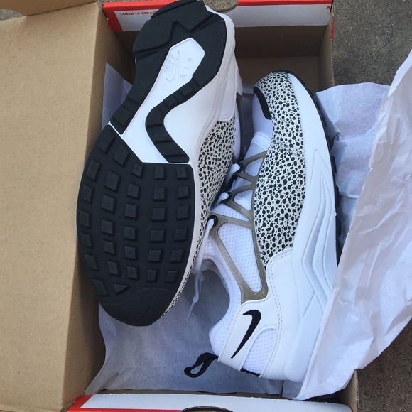 Nike air huaraches light PRM NEW - Picture 3 of 4