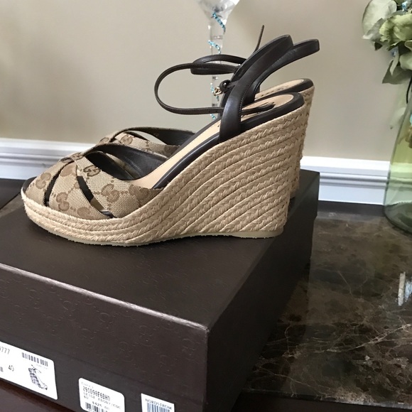 Gucci - Picture 3 of 4