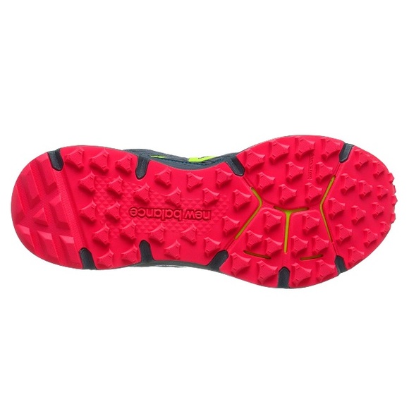 New! New Balance Women's Trail Running Shoe - Picture 2 of 3