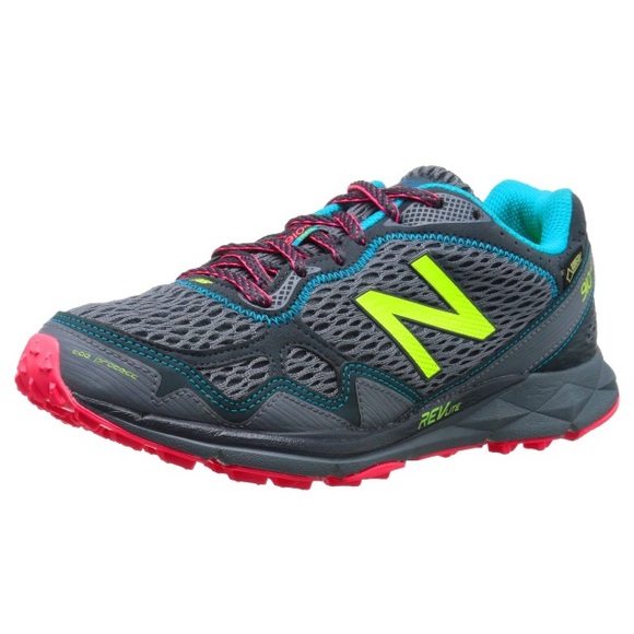 New! New Balance Women's Trail Running Shoe - Picture 3 of 3