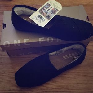 Toms- size 7.5