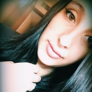 Meet your Posher, Elisha