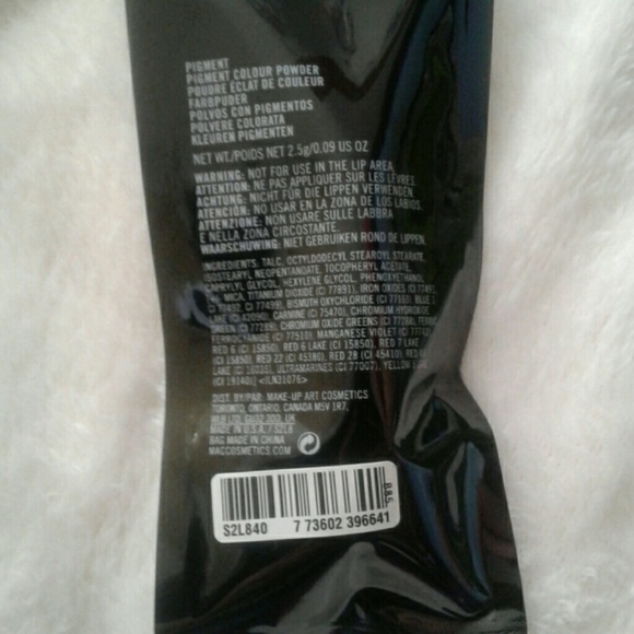 💕Little MAC Pigment Rich Purple - Picture 3 of 3