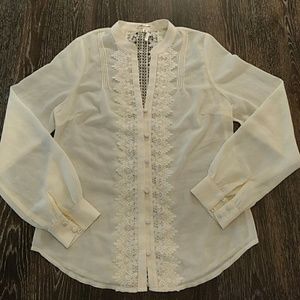 ✨DONATING SOON✨ Sheer Lace Embellished Blouse