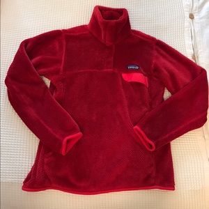 Red fleece Patagonia pullover