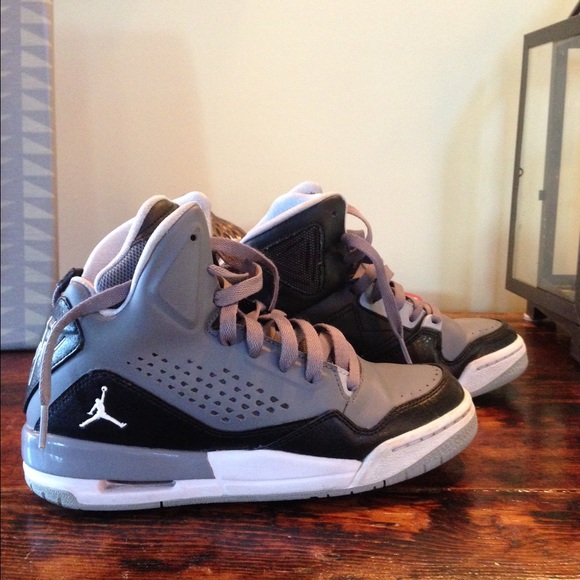 Boys Nike Air Jordan SC3s