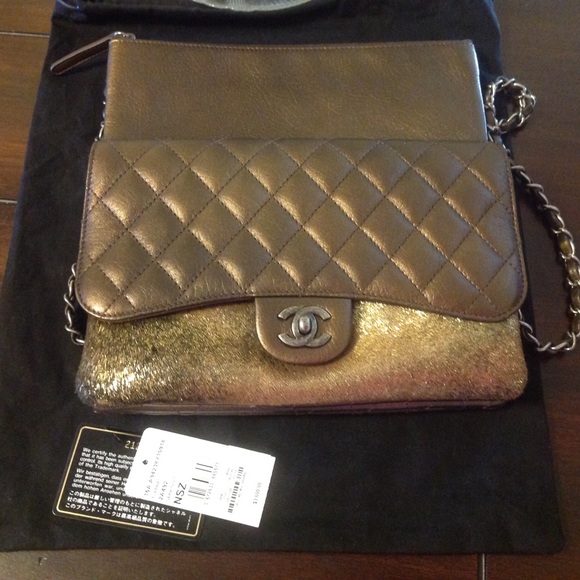 New Authentic Chanel flap bag. Dark Gold - Picture 4 of 4