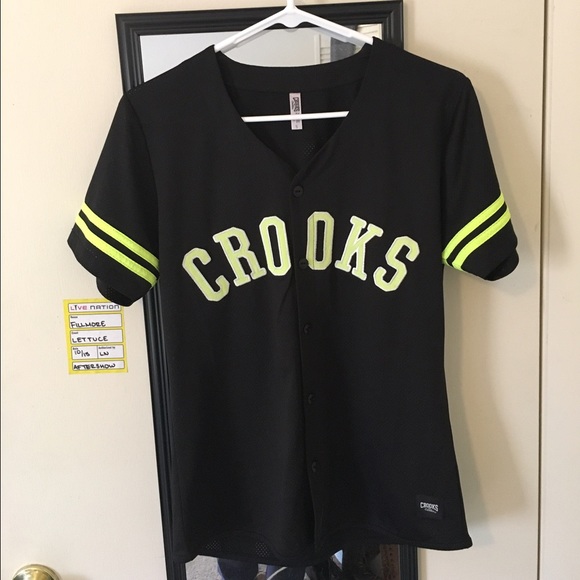Crooks & castles button up shirt