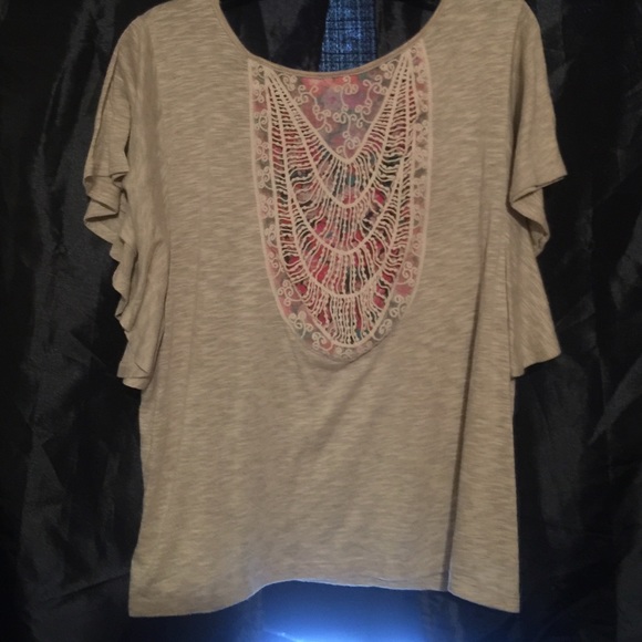 Cute Shirt - Picture 2 of 4