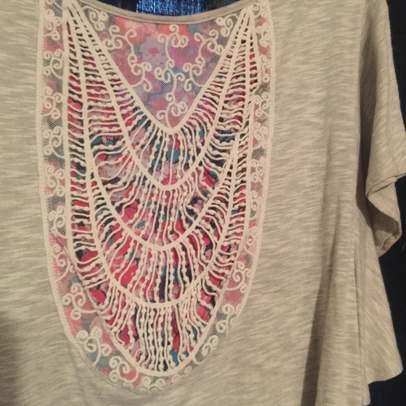 Cute Shirt - Picture 3 of 4