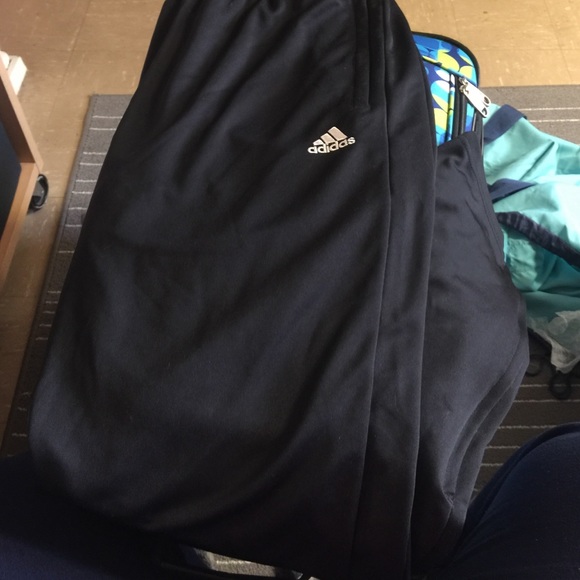 Adidas Track Pants ⚽️🏁⚪️⚫️