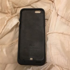 iPhone 6 charging case